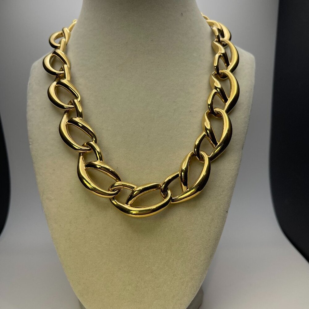 Givenchy Vintage Chunky Goldtone Necklace - Preowned - Picture 2 of 7